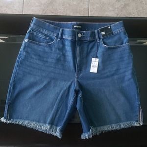 Express Short High Rise Bermuda
